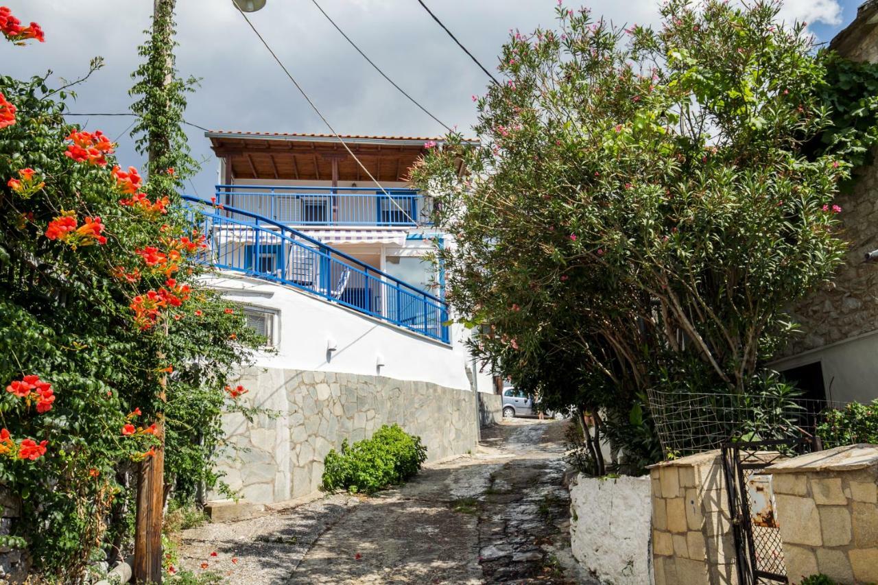 Вилла Spiti Ena Theologos  Экстерьер фото