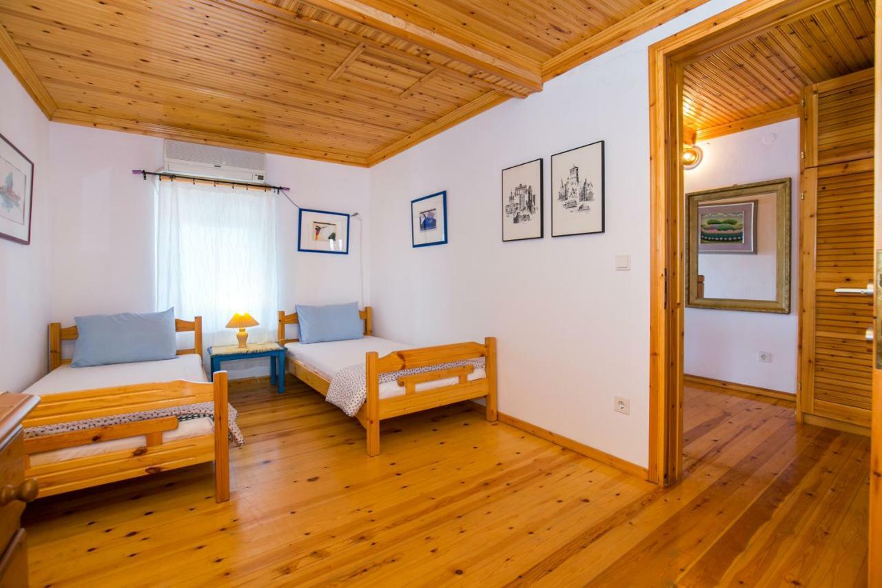 Вилла Spiti Ena Theologos  Экстерьер фото
