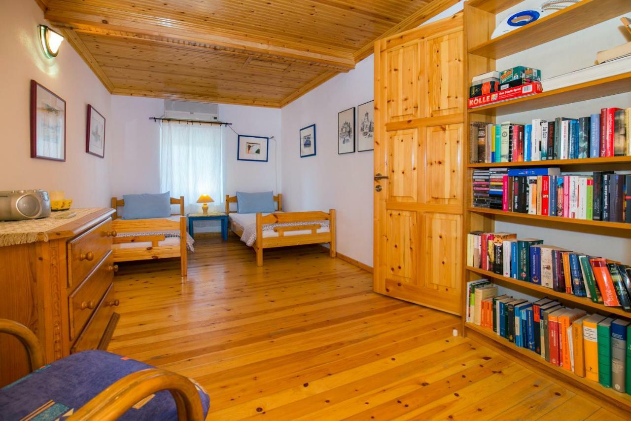 Вилла Spiti Ena Theologos  Экстерьер фото